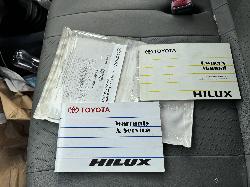 View TOYOTA HILUX 2006 2 Door Utility Breaking