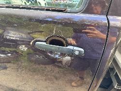 View TOYOTA HILUX 2006 2 Door Utility Breaking
