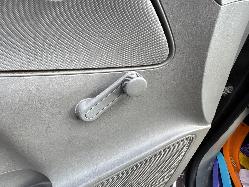 View TOYOTA HILUX 2006 2 Door Utility Breaking