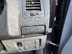 View TOYOTA HILUX 2006 2 Door Utility Breaking