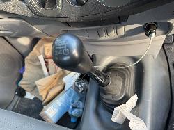 View TOYOTA HILUX 2006 2 Door Utility Breaking