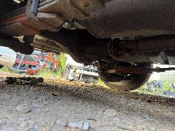 View TOYOTA HILUX 2006 2 Door Utility Breaking