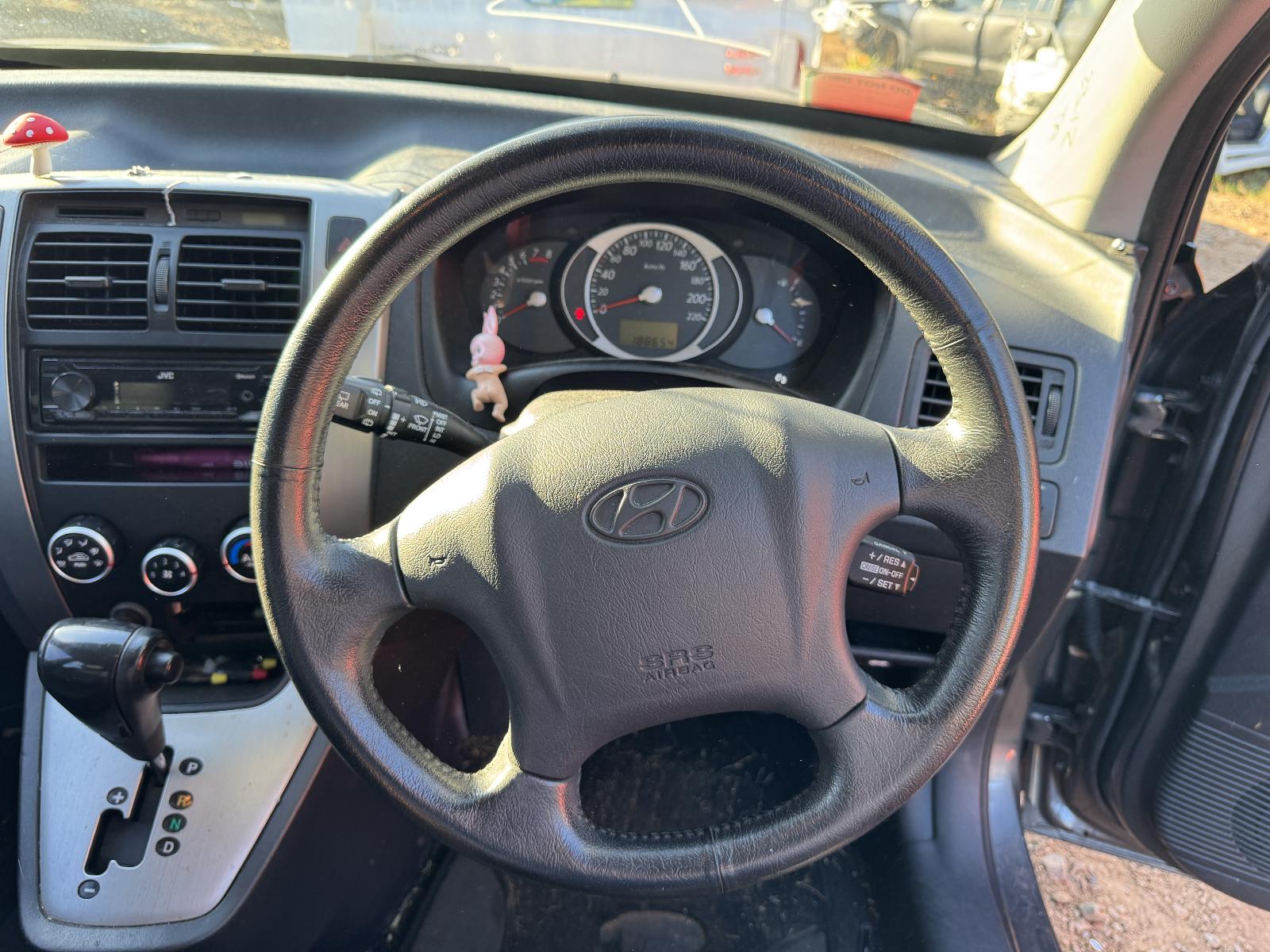 View HYUNDAI TUCSON 2009 5 Door Station Wagon Breaking