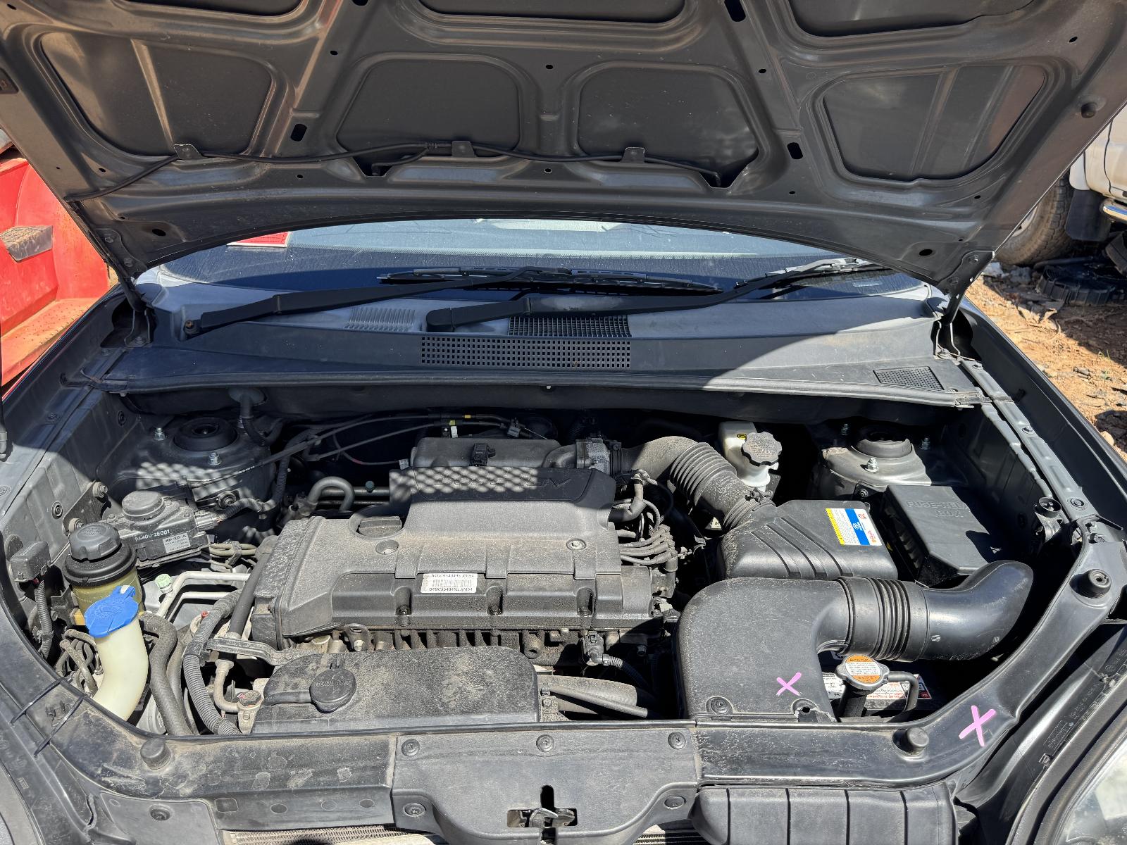 View HYUNDAI TUCSON 2009 5 Door Station Wagon Breaking
