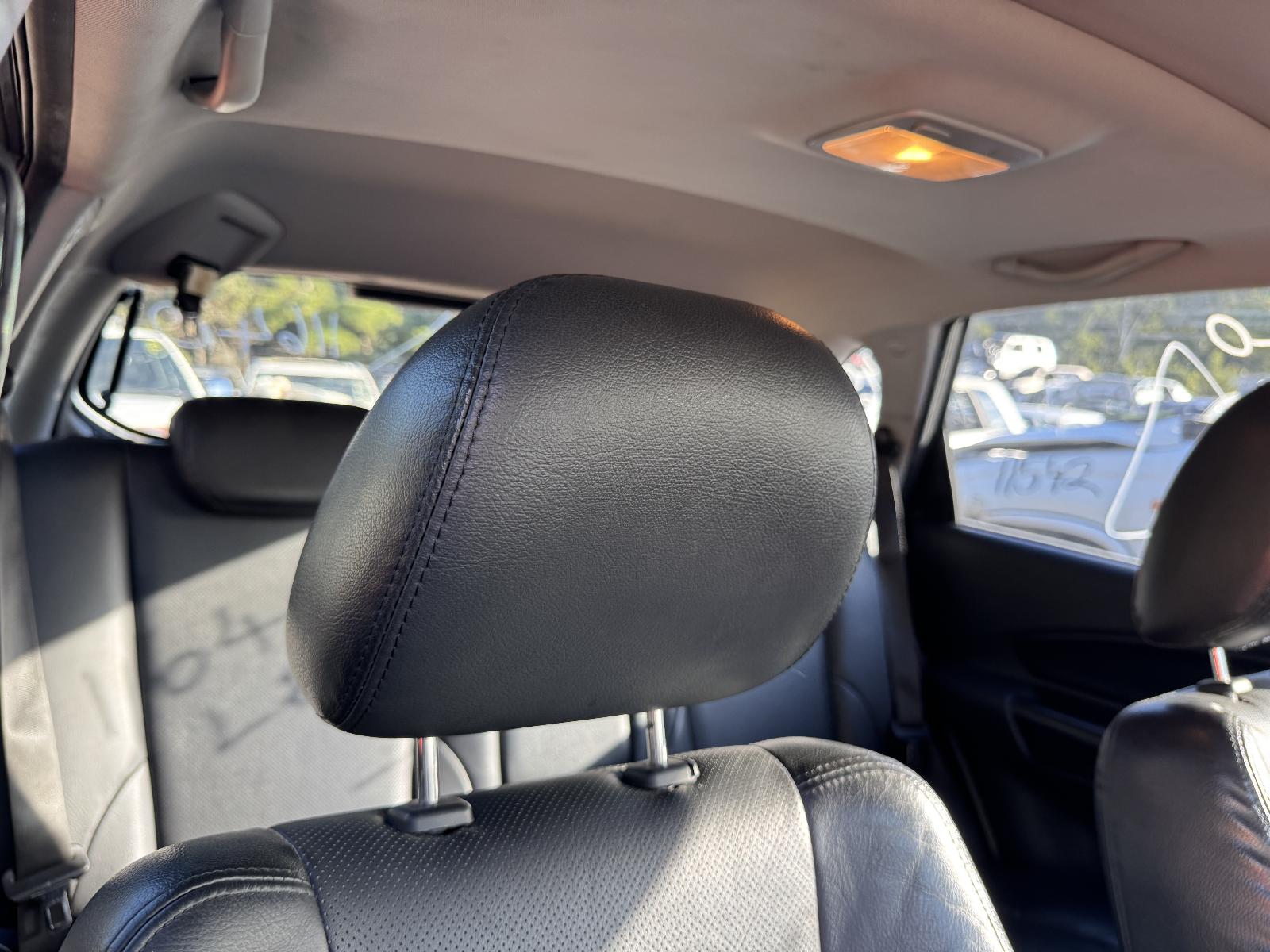 View HYUNDAI TUCSON 2009 5 Door Station Wagon Breaking