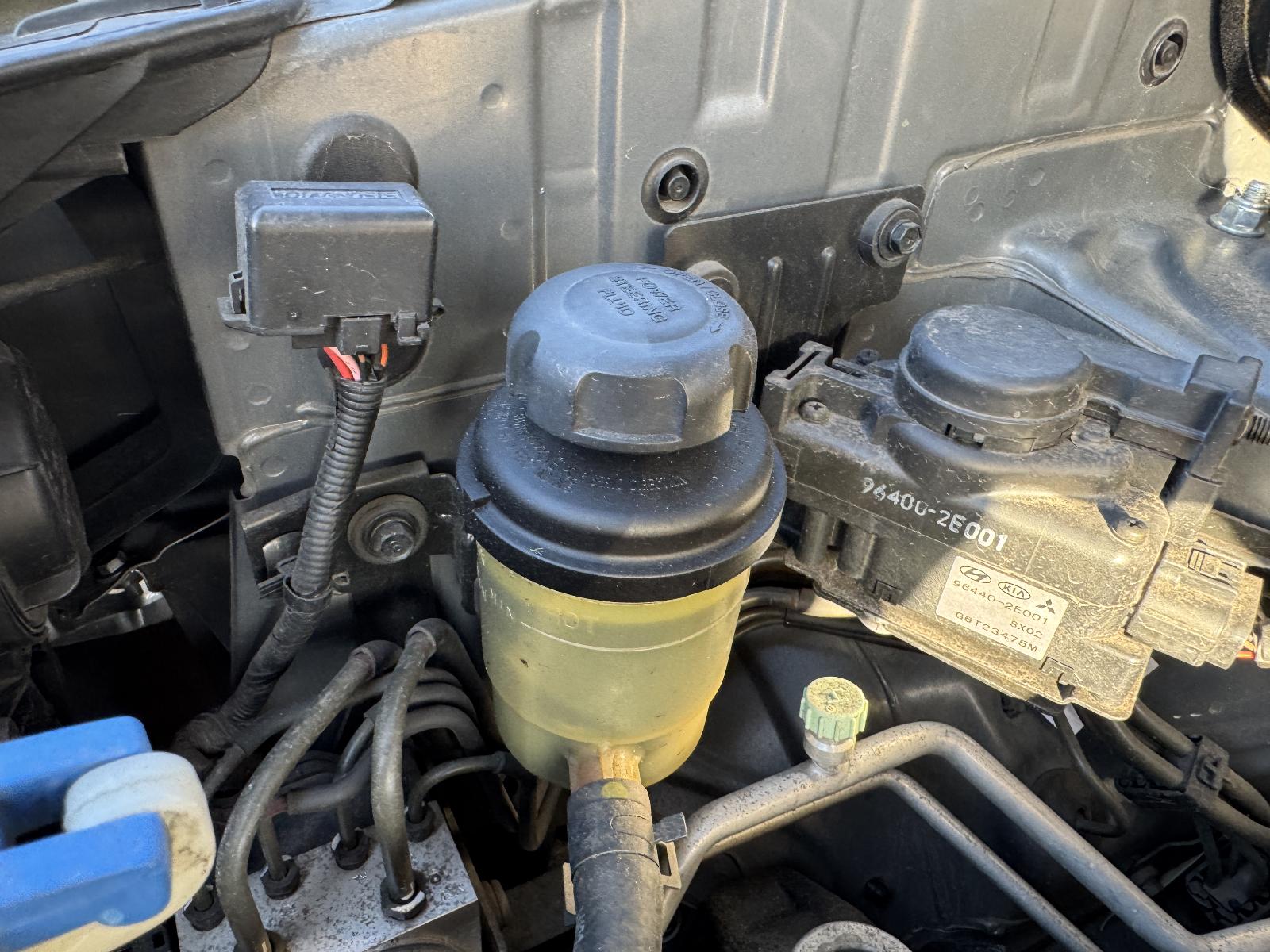 View HYUNDAI TUCSON 2009 5 Door Station Wagon Breaking