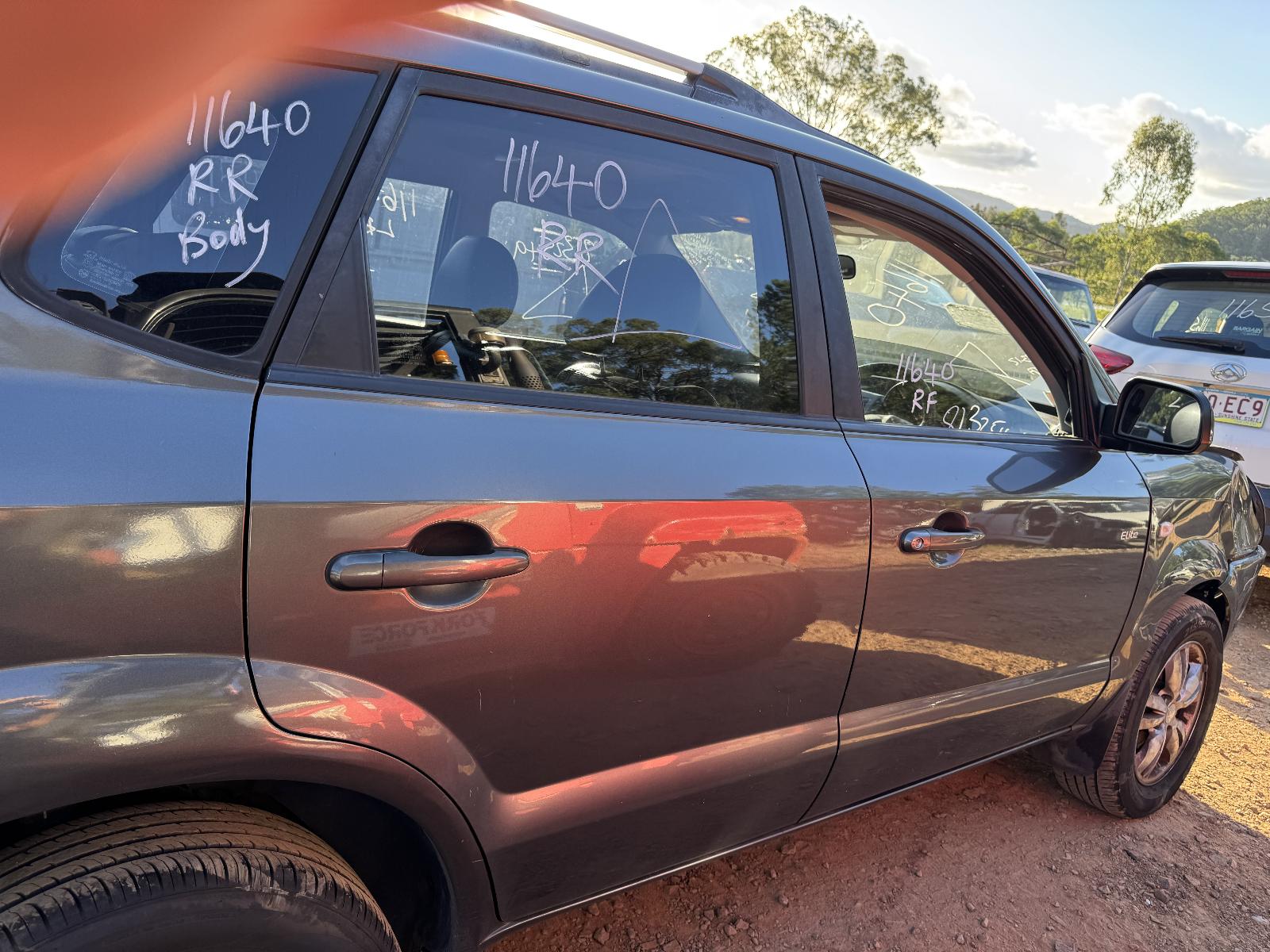 View HYUNDAI TUCSON 2009 5 Door Station Wagon Breaking
