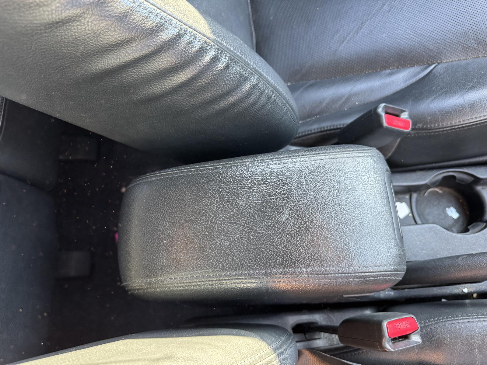 View HYUNDAI TUCSON 2009 5 Door Station Wagon Breaking