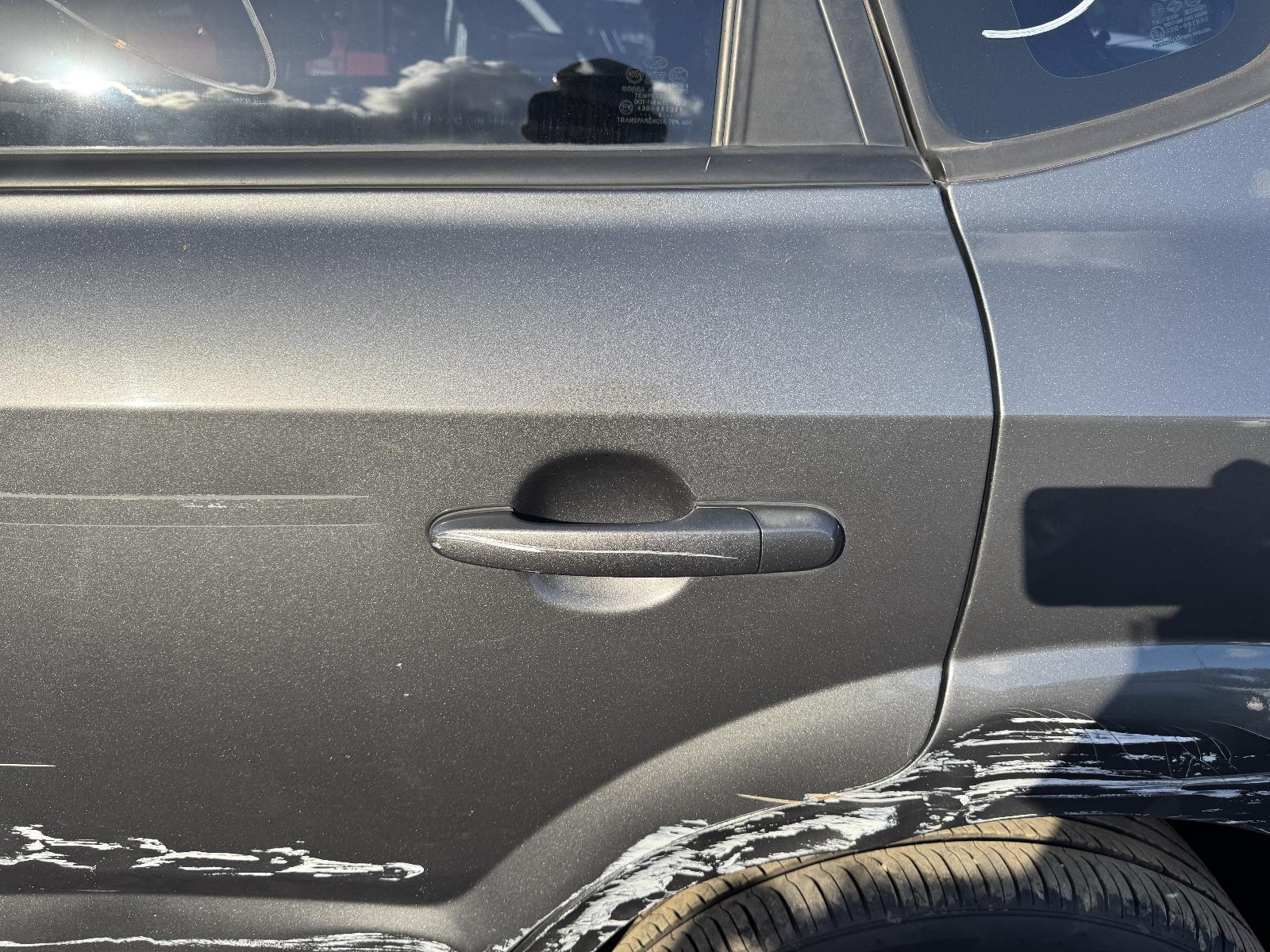 View HYUNDAI TUCSON 2009 5 Door Station Wagon Breaking