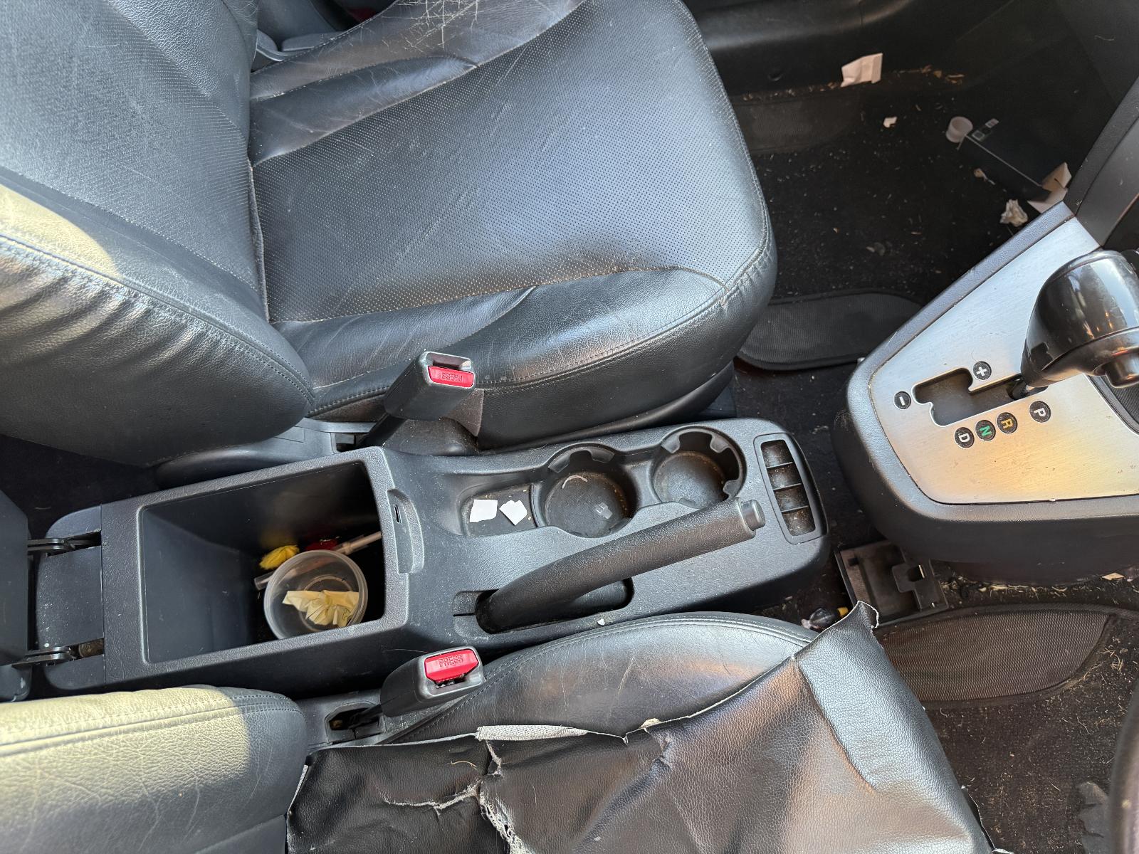 View HYUNDAI TUCSON 2009 5 Door Station Wagon Breaking