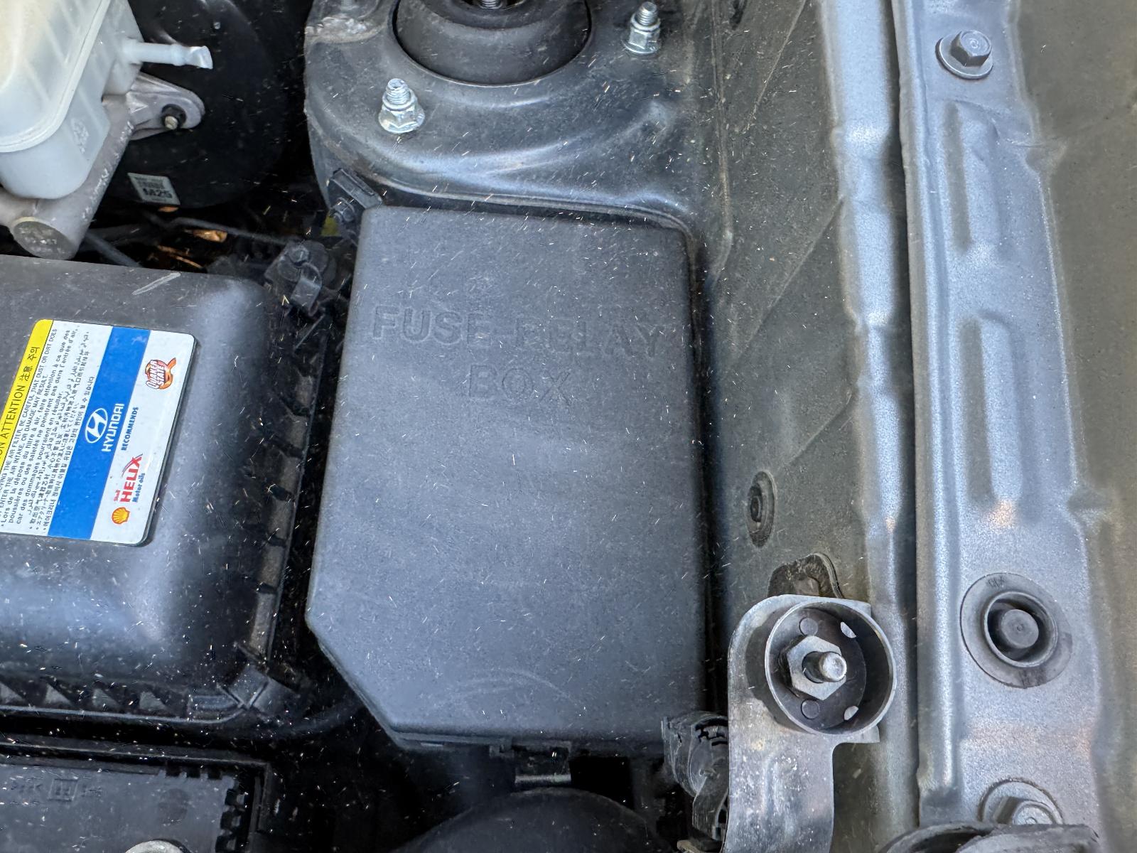 View HYUNDAI TUCSON 2009 5 Door Station Wagon Breaking