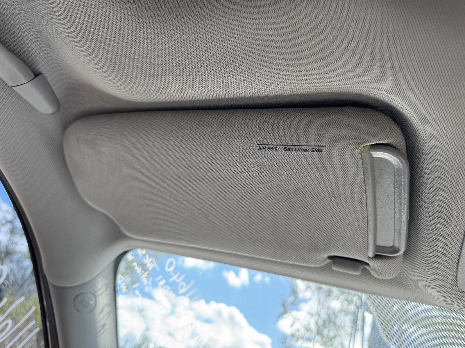 View HYUNDAI TUCSON 2009 5 Door Station Wagon Breaking