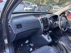 View HYUNDAI TUCSON 2009 5 Door Station Wagon Breaking