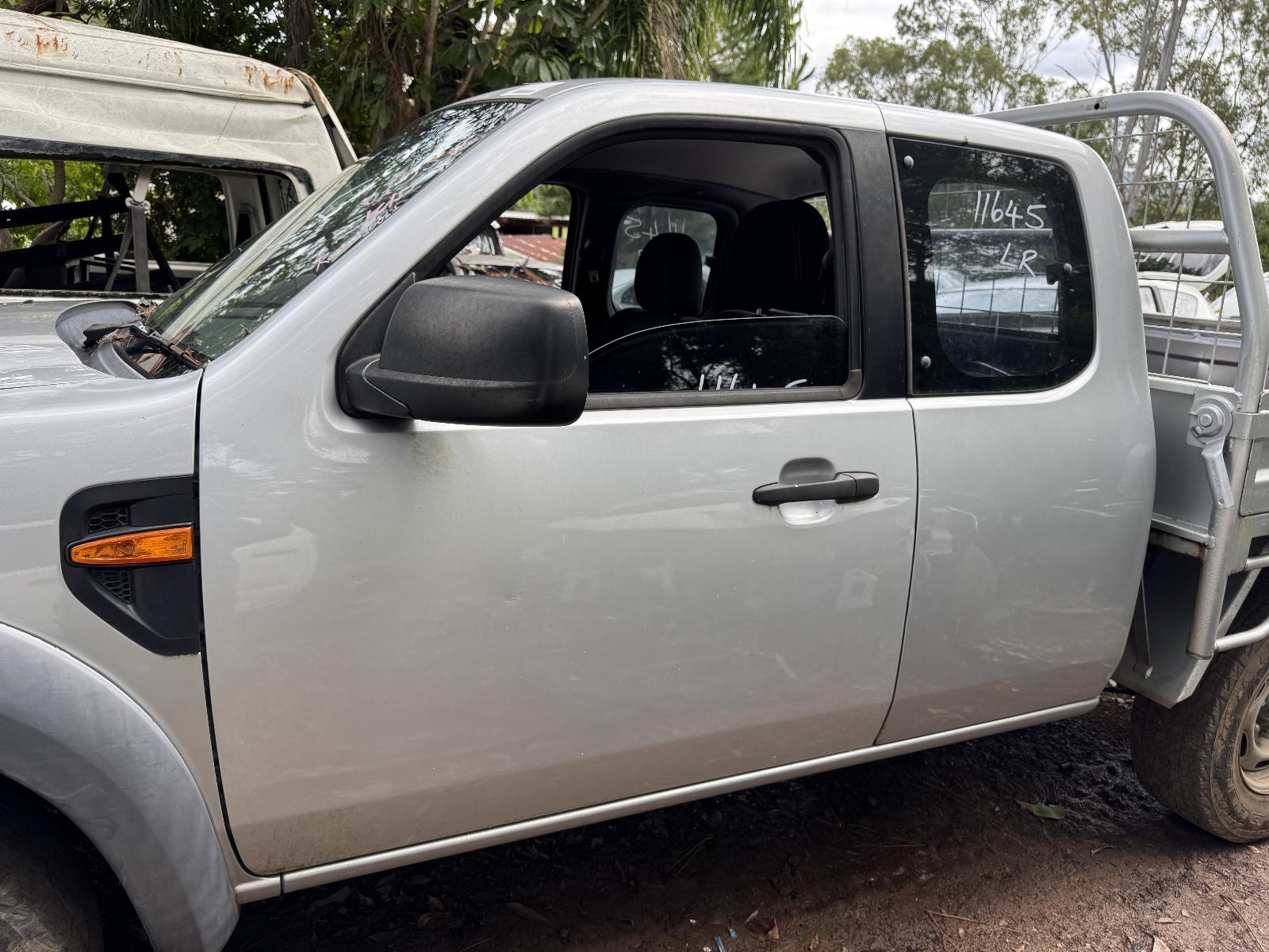 View FORD RANGER 2011 2 Door Utility Breaking