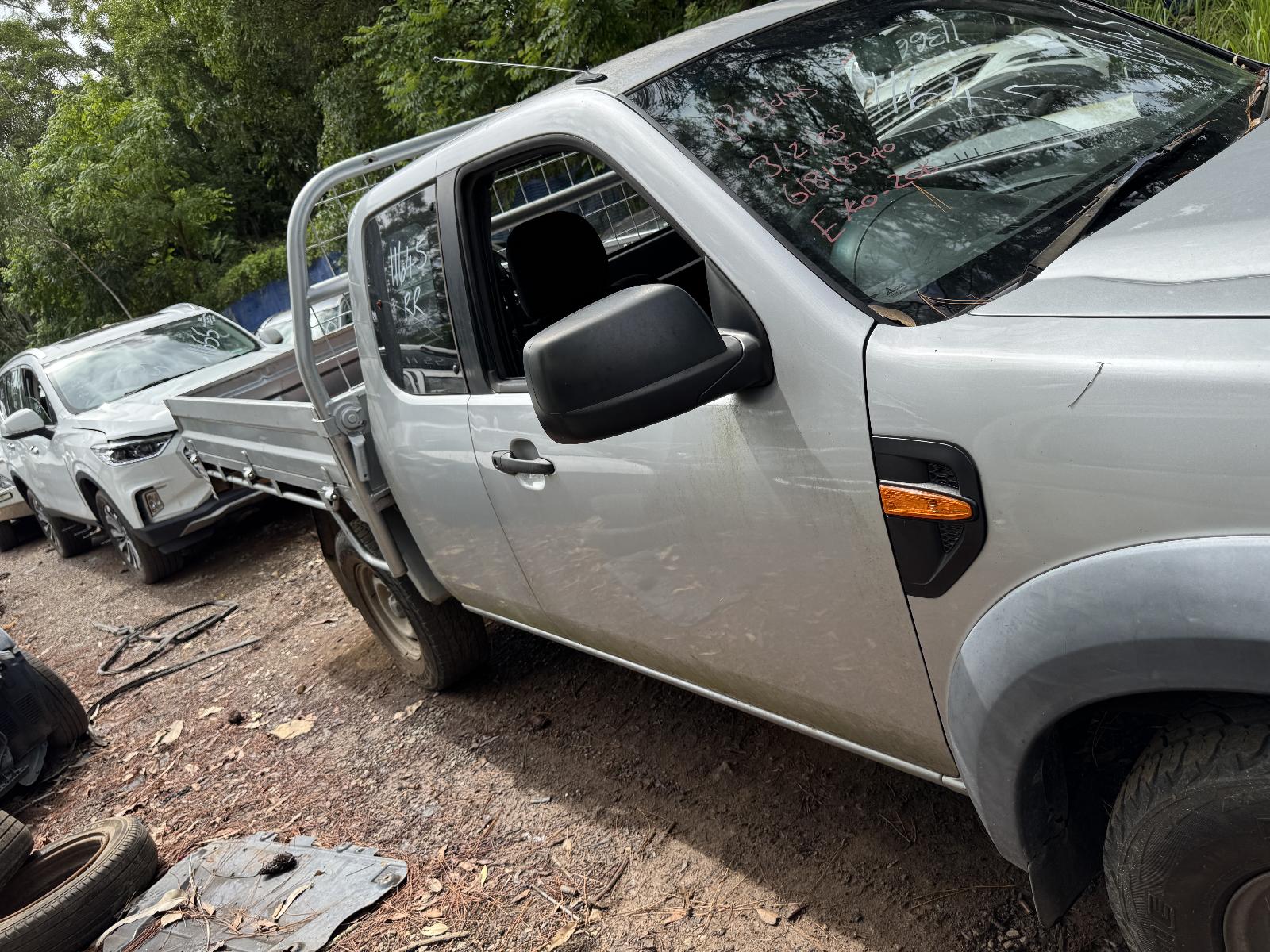 View FORD RANGER 2011 2 Door Utility Breaking