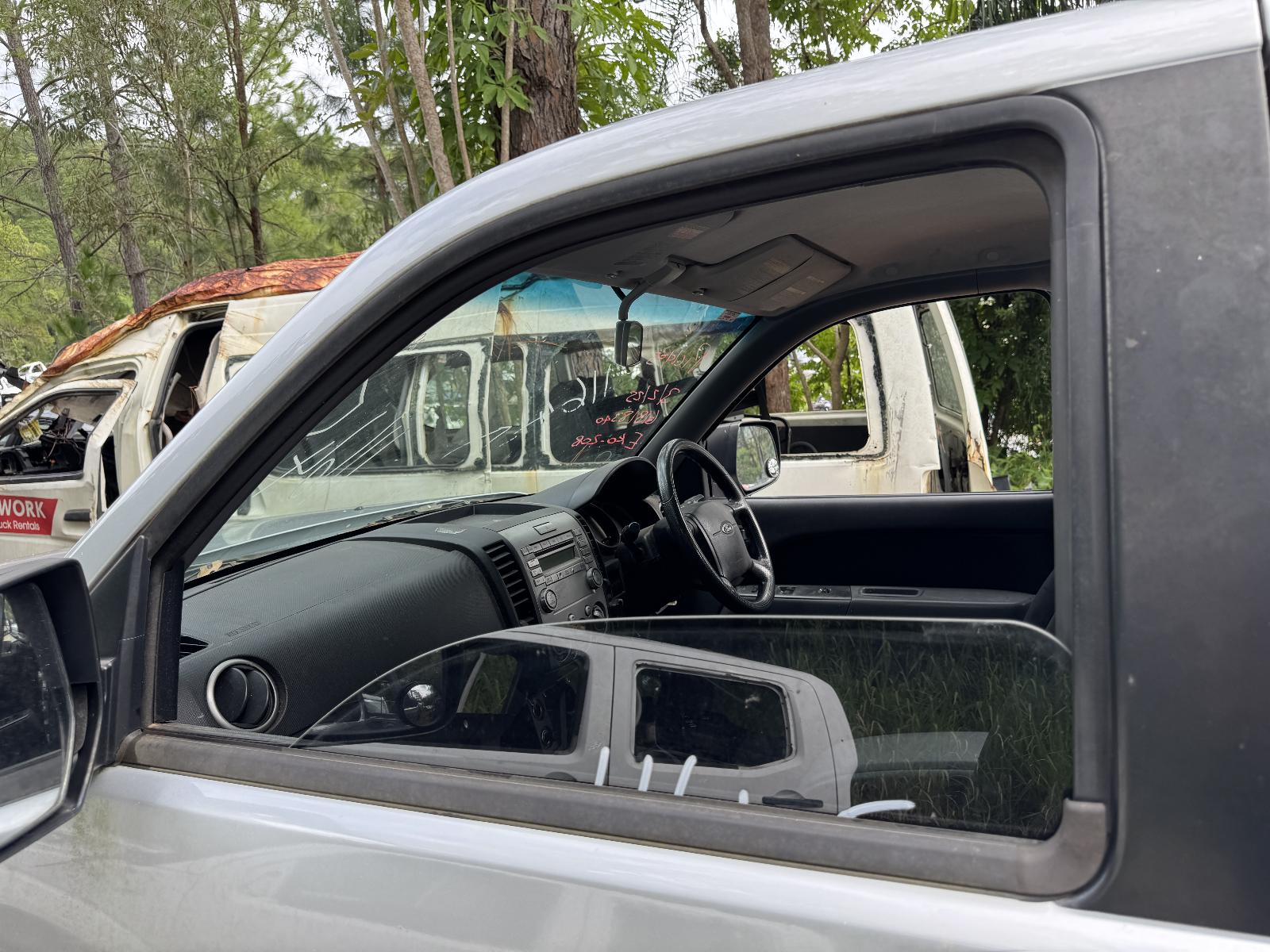 View FORD RANGER 2011 2 Door Utility Breaking