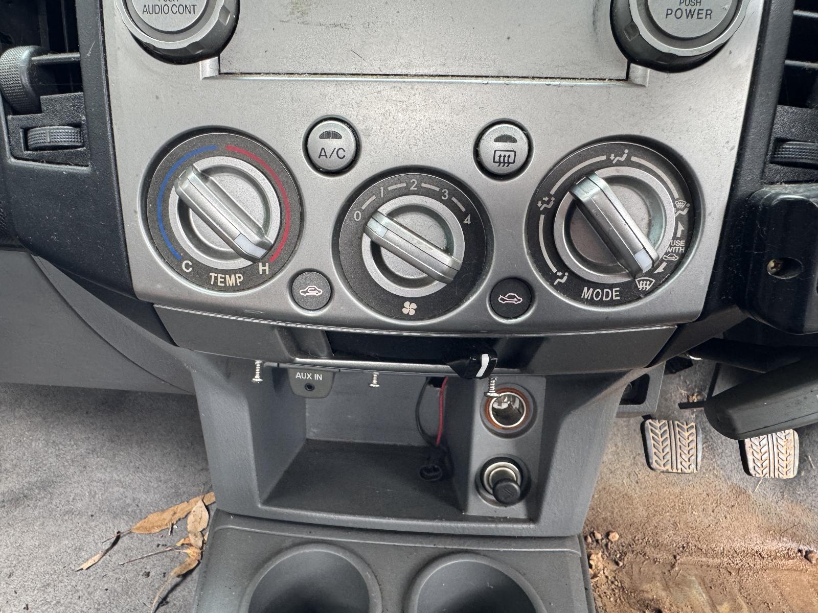 View FORD RANGER 2011 2 Door Utility Breaking