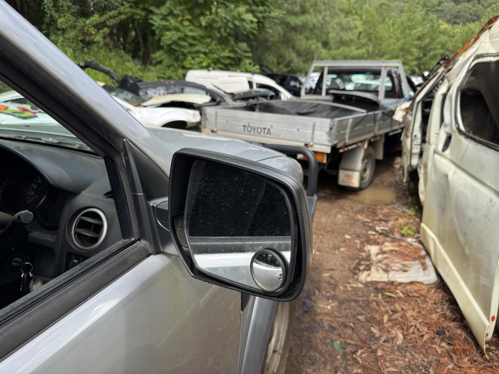 View FORD RANGER 2011 2 Door Utility Breaking