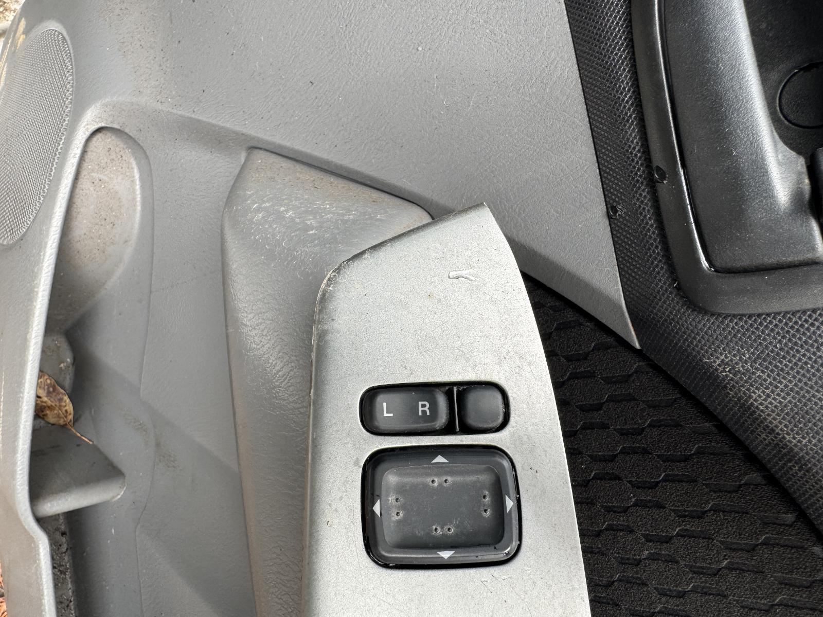 View FORD RANGER 2011 2 Door Utility Breaking