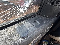View LAND ROVER RANGEROVER SPORT 2011 5 Door Station Wagon Breaking