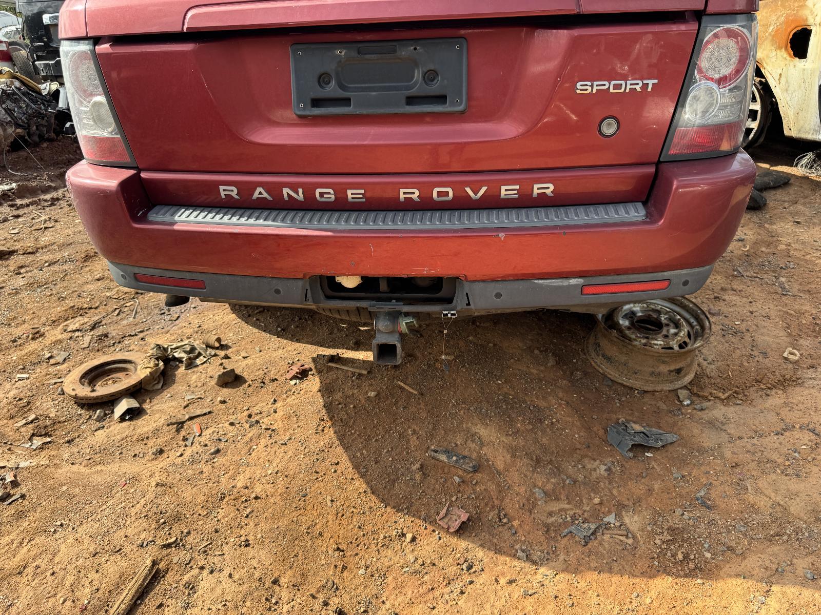 View LAND ROVER RANGEROVER SPORT 2011 5 Door Station Wagon Breaking