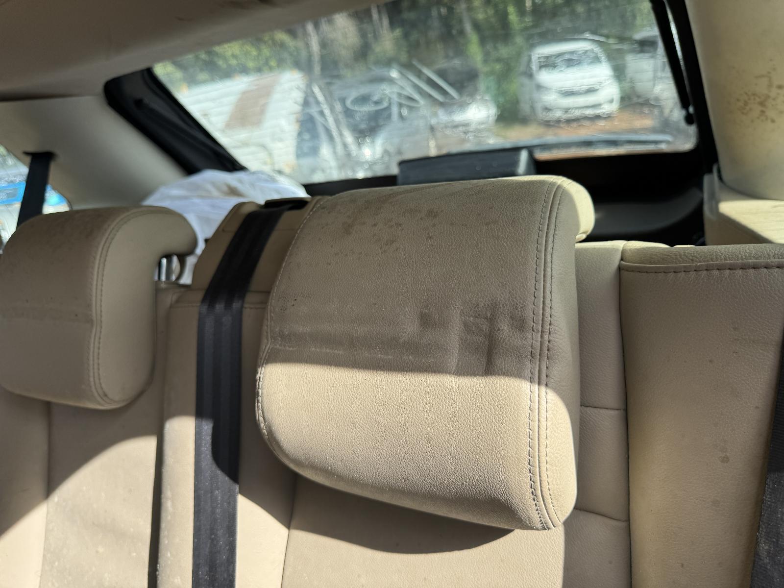 View LAND ROVER RANGEROVER SPORT 2011 5 Door Station Wagon Breaking