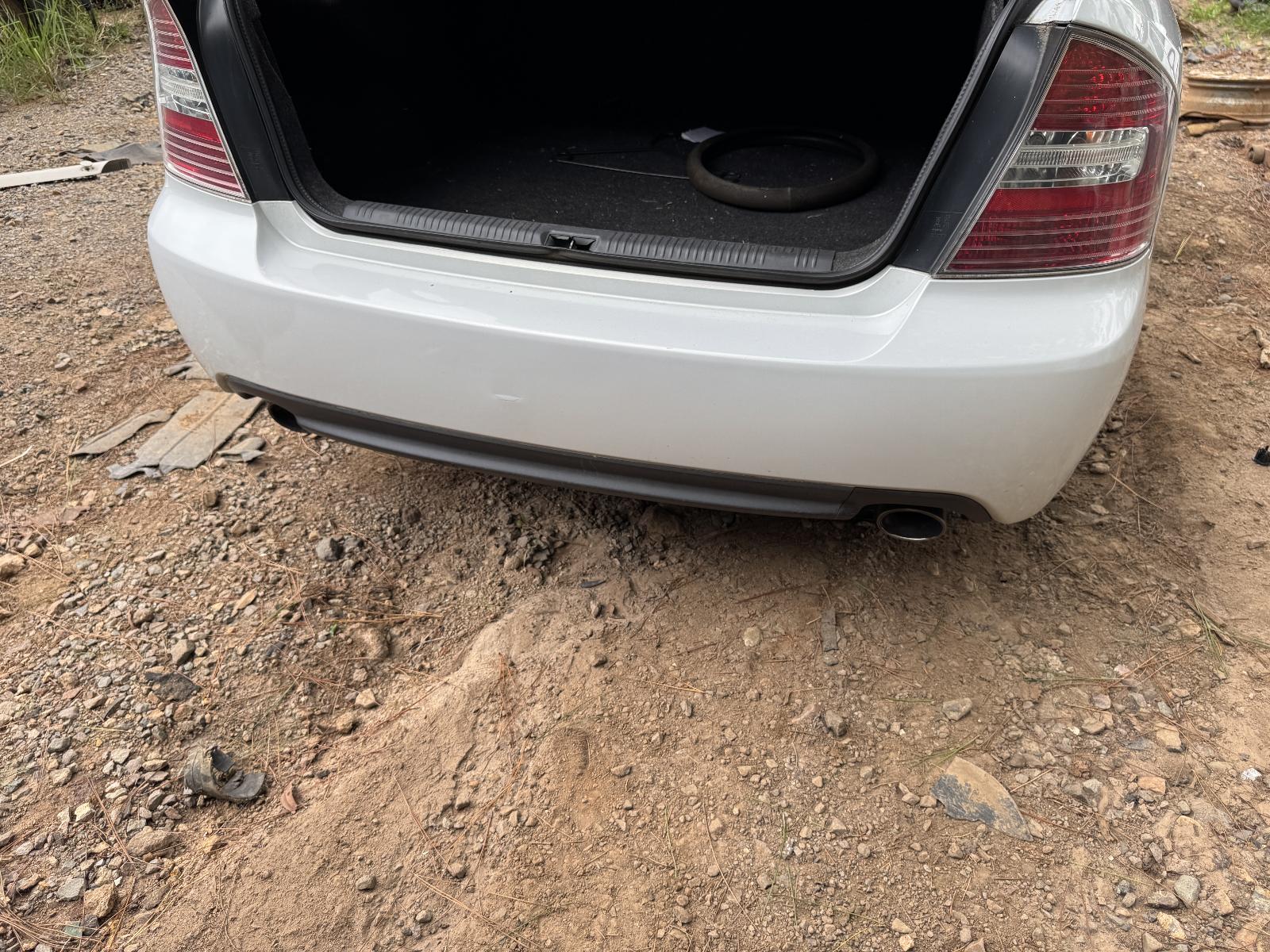 View SUBARU LIBERTY 2006 4 Door Sedan Breaking