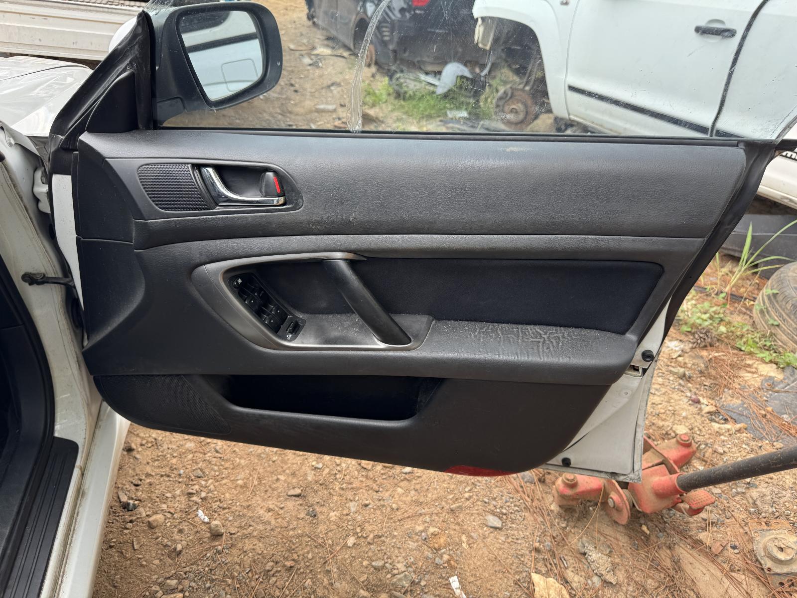View SUBARU LIBERTY 2006 4 Door Sedan Breaking