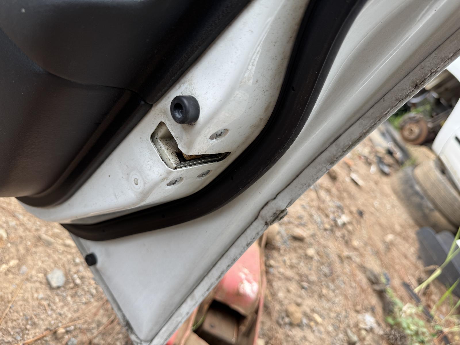 View SUBARU LIBERTY 2006 4 Door Sedan Breaking