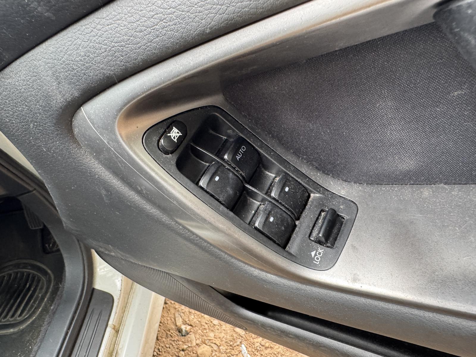 View SUBARU LIBERTY 2006 4 Door Sedan Breaking