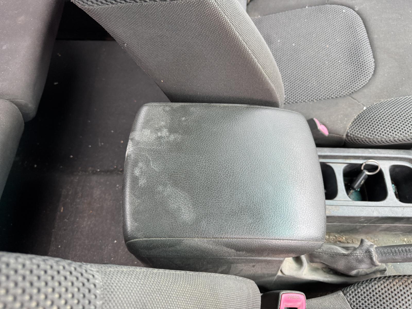 View NISSAN NAVARA 2009 4 Door Utility Breaking