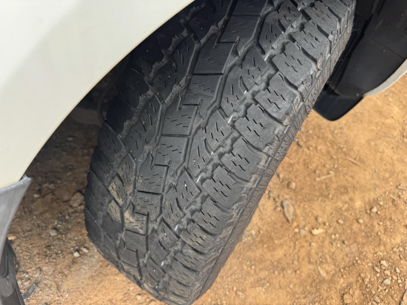 View NISSAN NAVARA 2009 4 Door Utility Breaking