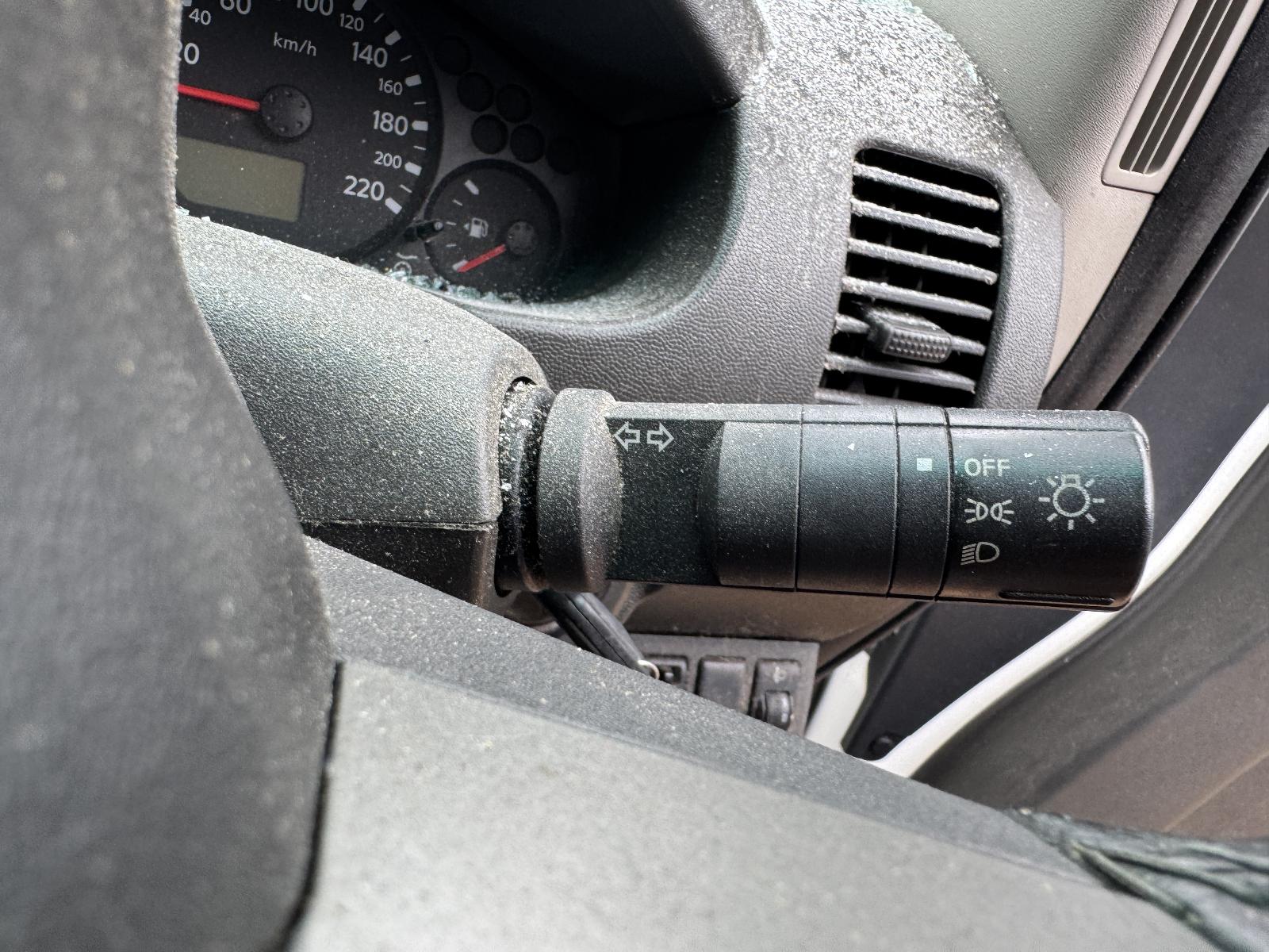 View NISSAN NAVARA 2009 4 Door Utility Breaking