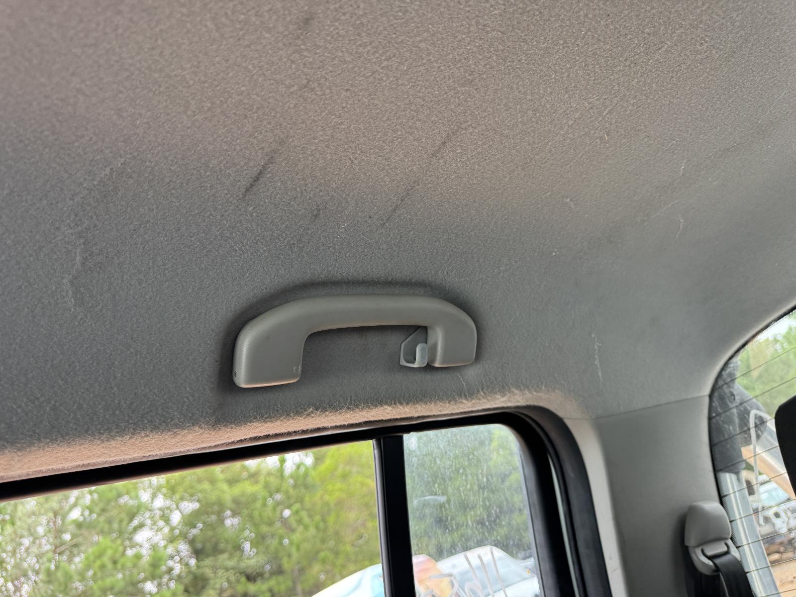 View NISSAN NAVARA 2009 4 Door Utility Breaking