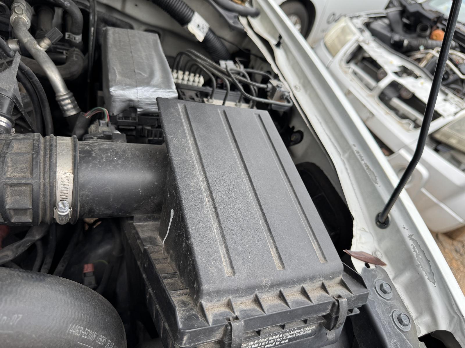 View NISSAN NAVARA 2009 4 Door Utility Breaking
