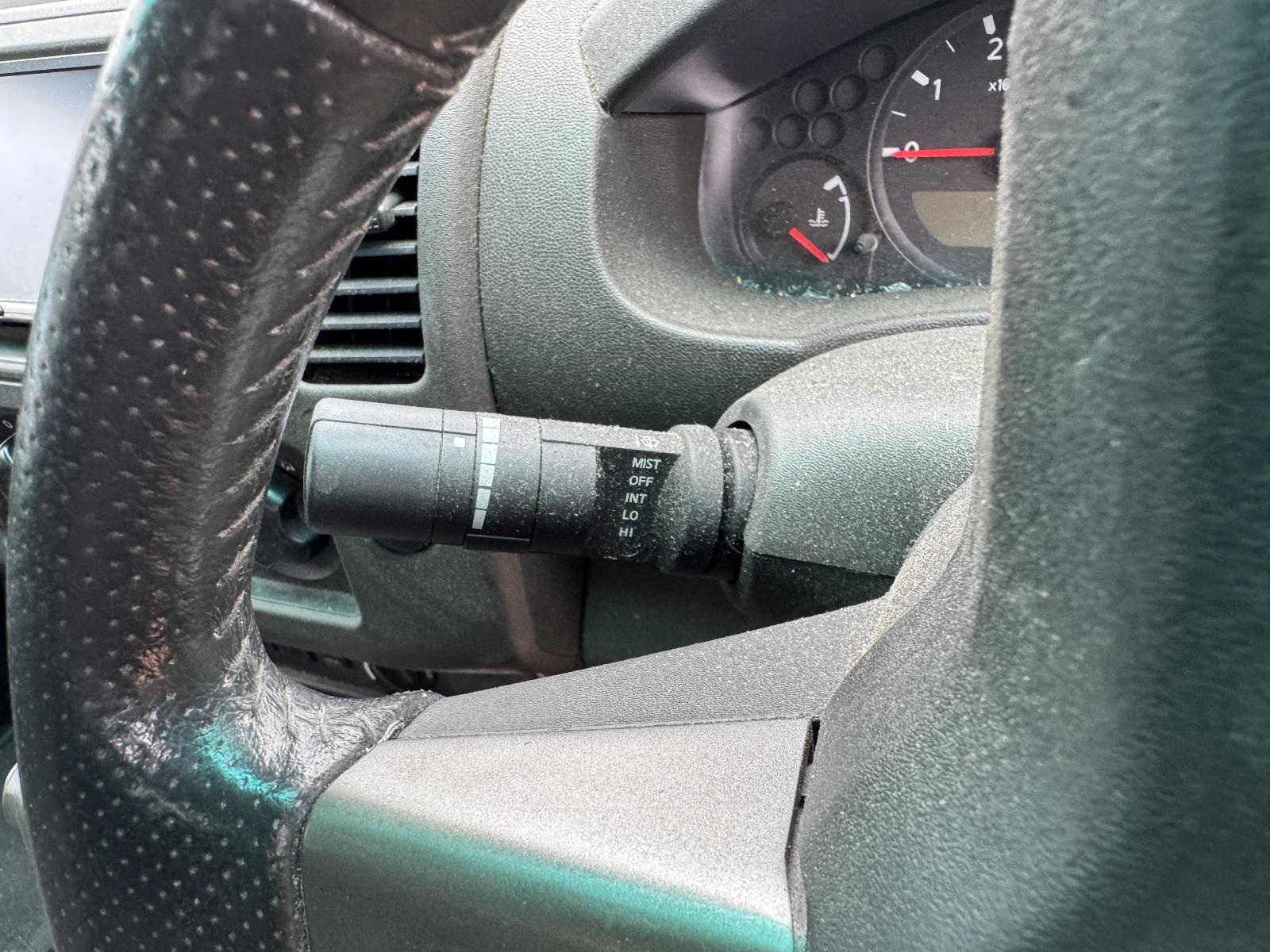 View NISSAN NAVARA 2009 4 Door Utility Breaking