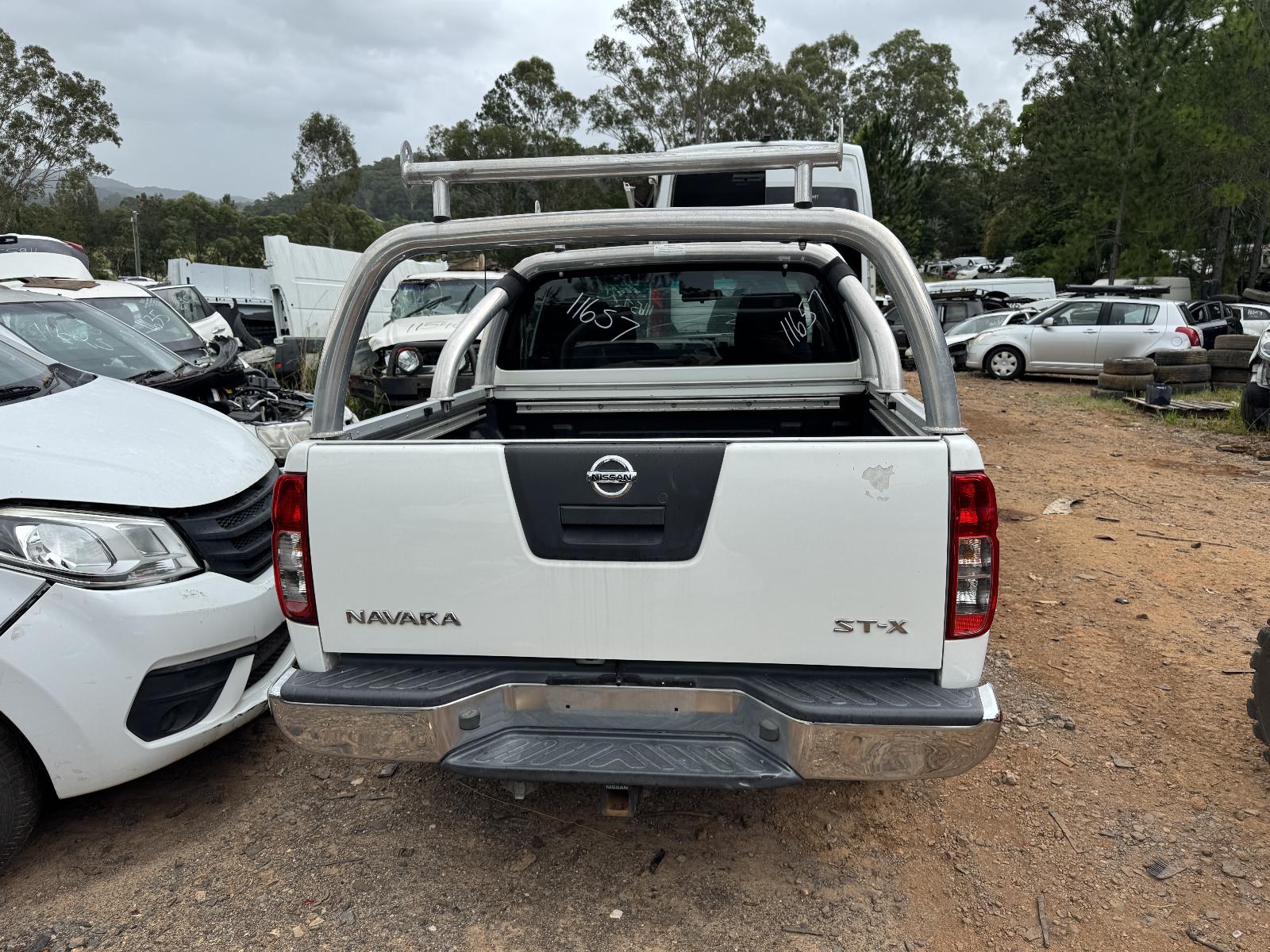 View NISSAN NAVARA 2009 4 Door Utility Breaking