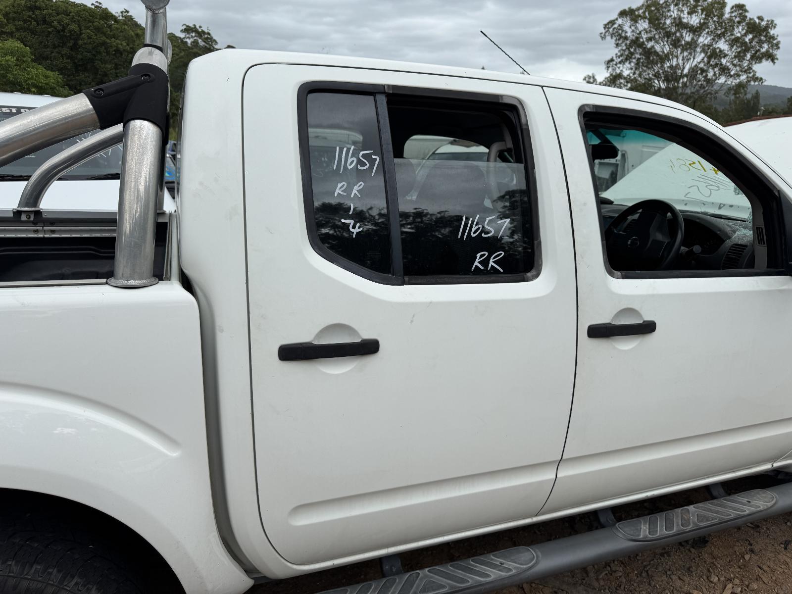 View NISSAN NAVARA 2009 4 Door Utility Breaking