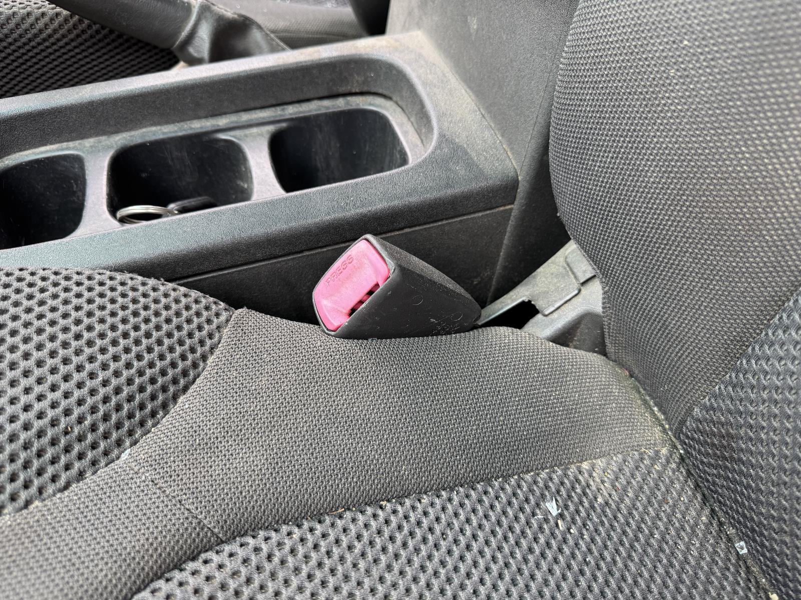View NISSAN NAVARA 2009 4 Door Utility Breaking