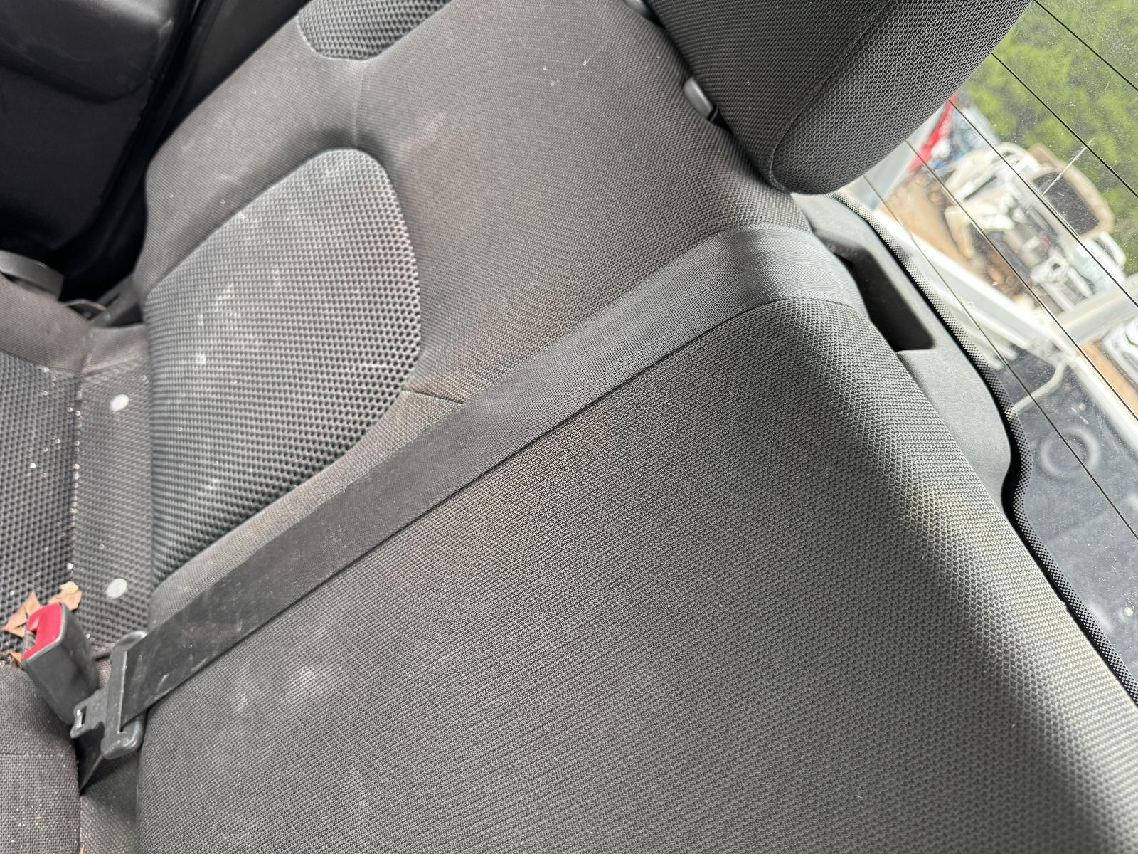 View NISSAN NAVARA 2009 4 Door Utility Breaking