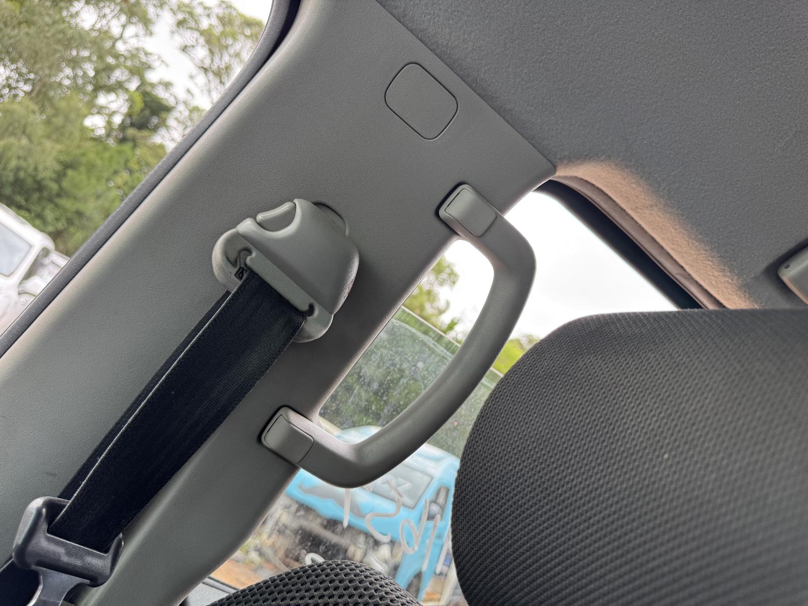 View NISSAN NAVARA 2009 4 Door Utility Breaking