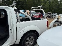 View NISSAN NAVARA 2009 4 Door Utility Breaking
