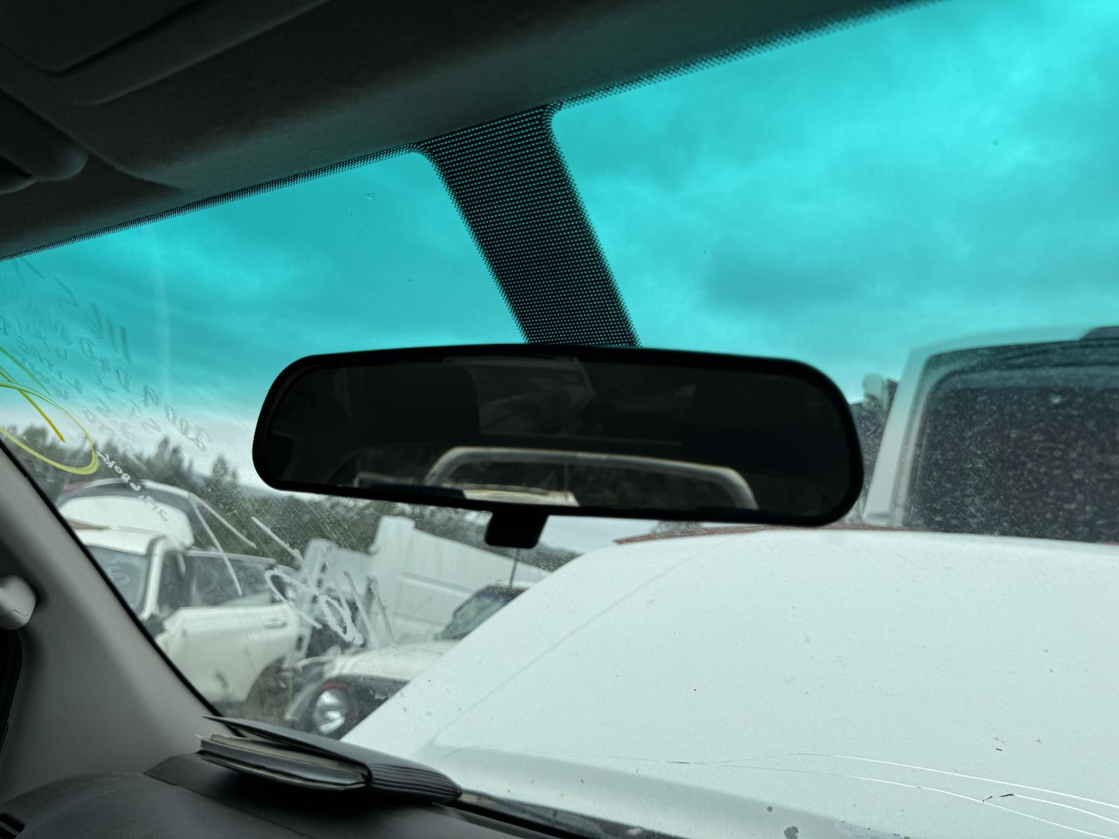 View NISSAN NAVARA 2009 4 Door Utility Breaking
