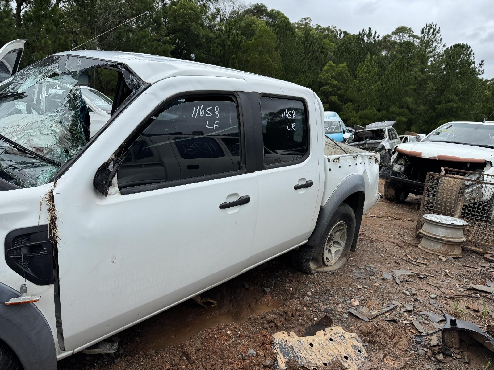 View FORD RANGER 2011 4 Door Utility Breaking