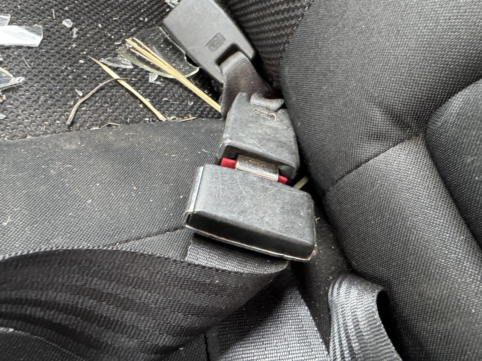View FORD RANGER 2011 4 Door Utility Breaking