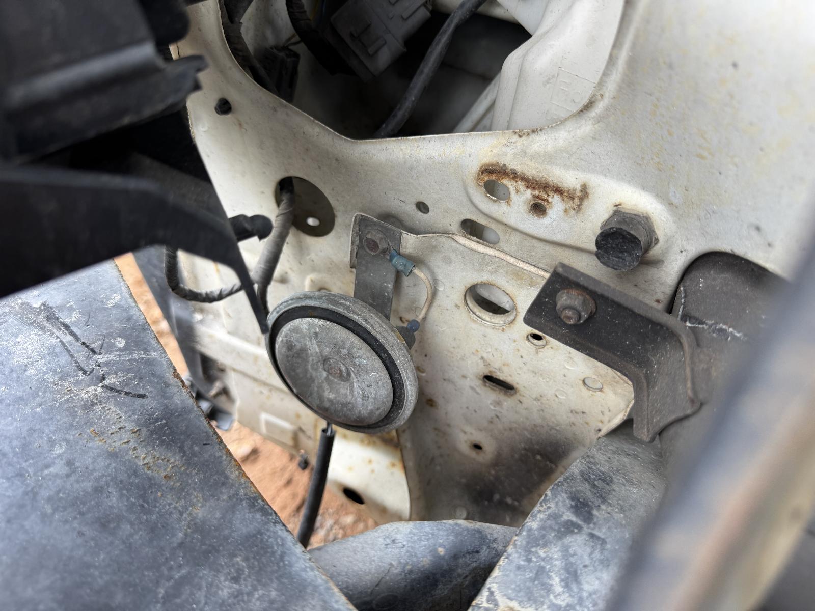 View FORD RANGER 2011 4 Door Utility Breaking