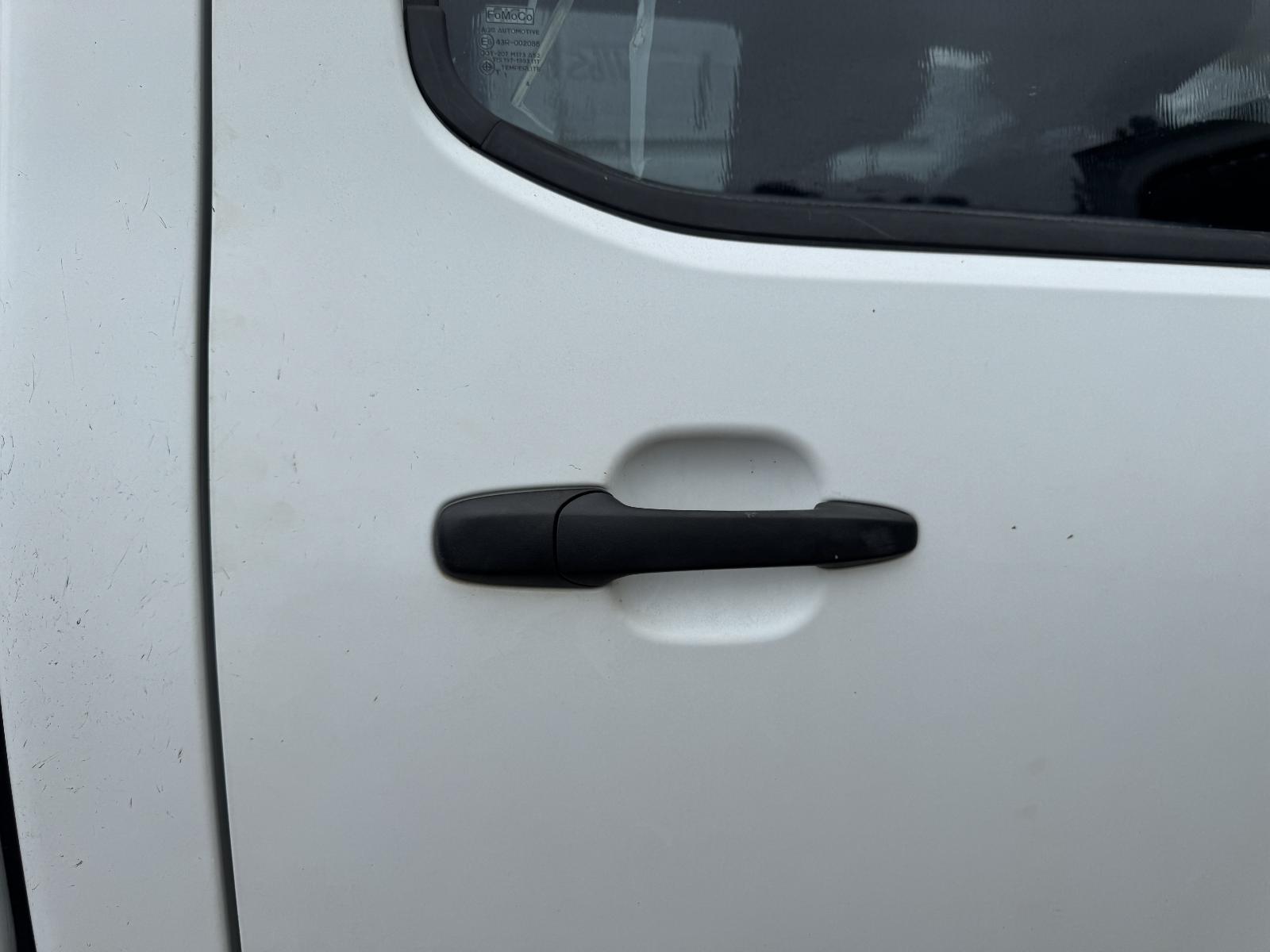 View FORD RANGER 2011 4 Door Utility Breaking