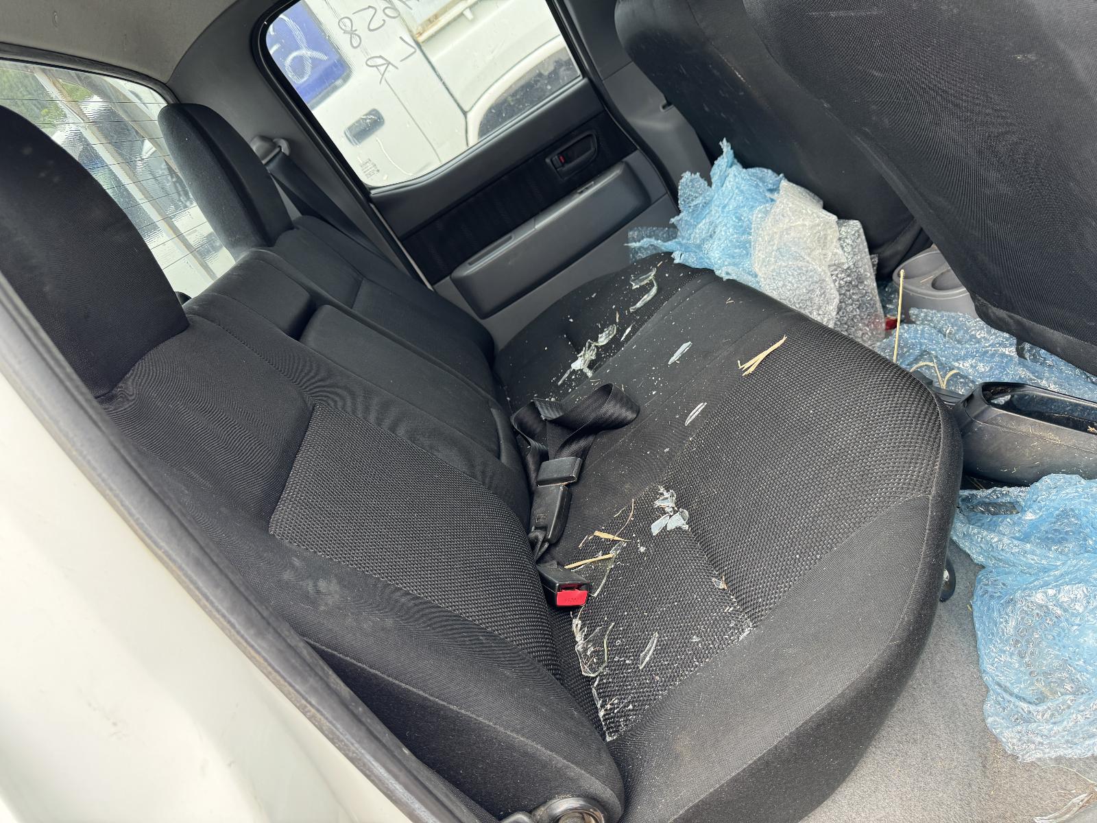 View FORD RANGER 2011 4 Door Utility Breaking
