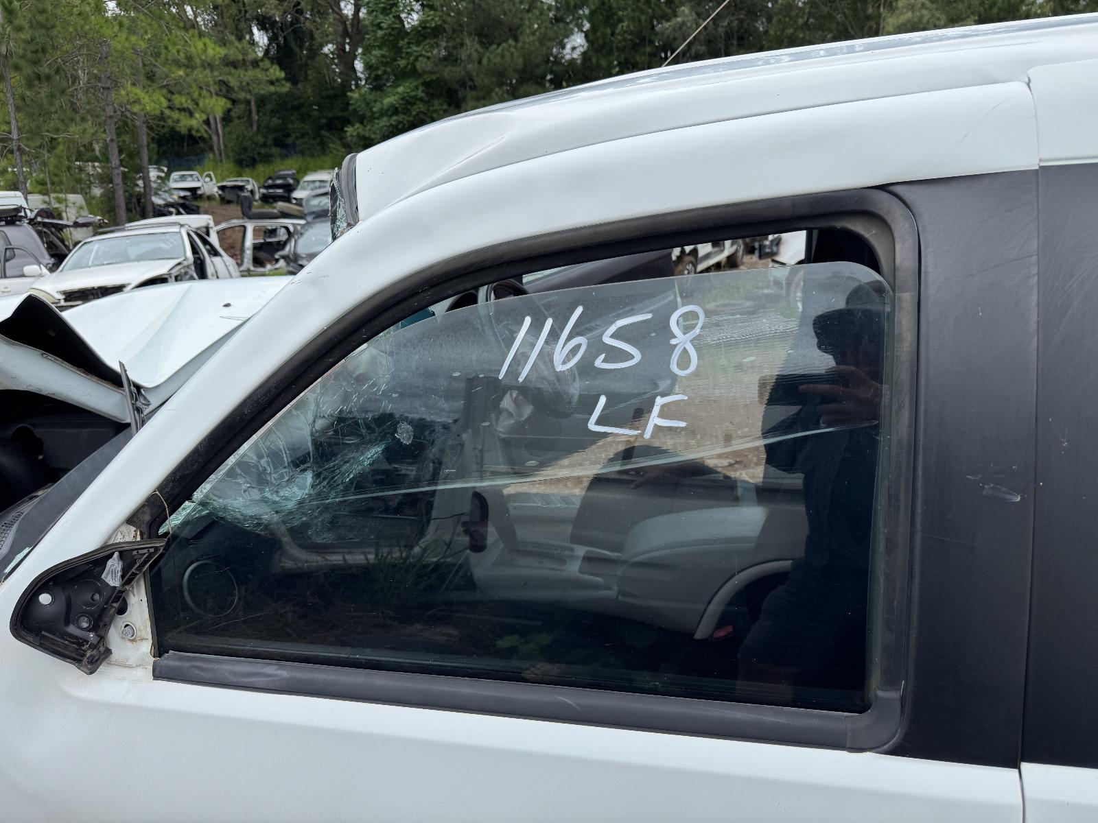 View FORD RANGER 2011 4 Door Utility Breaking