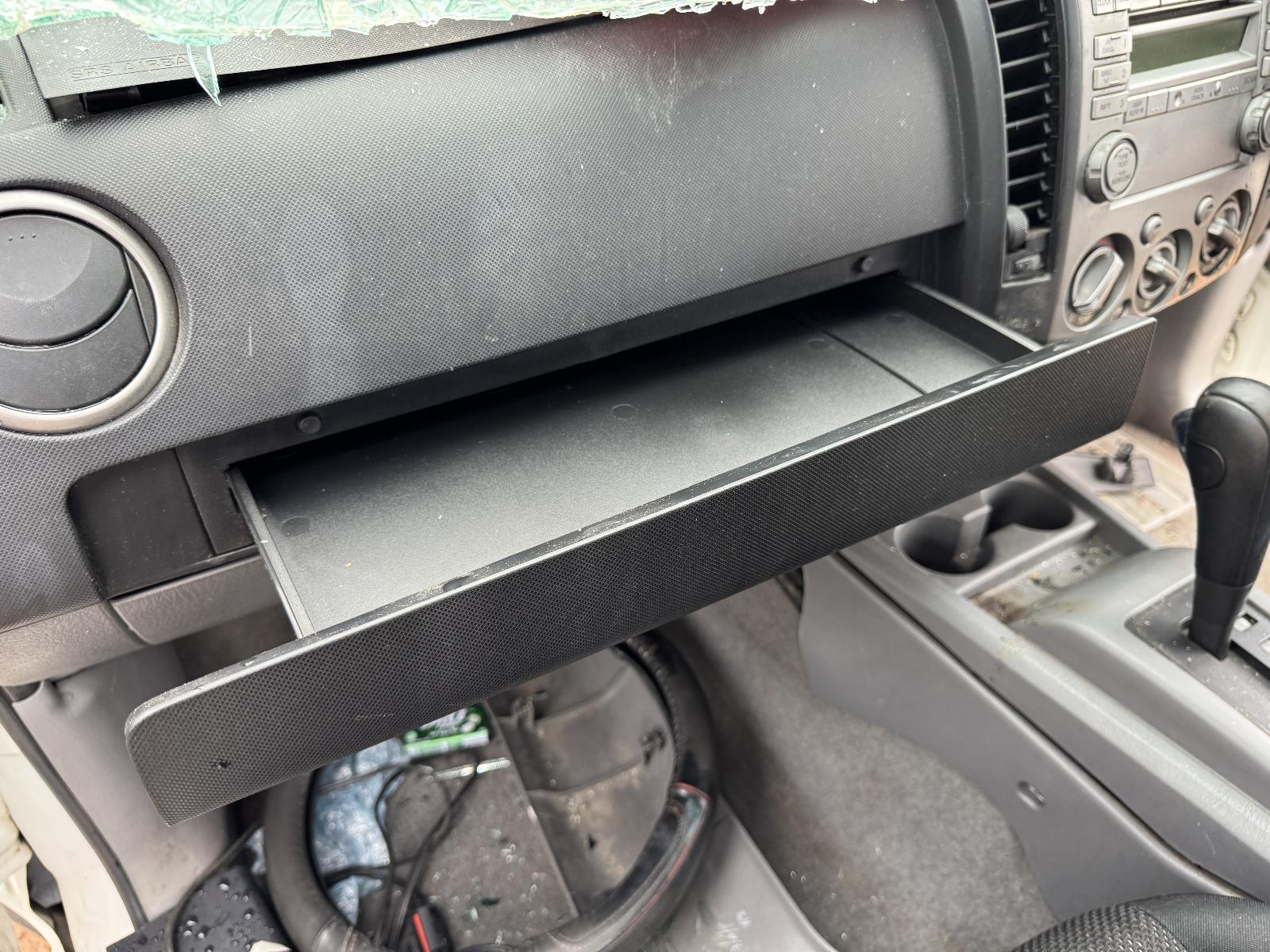 View FORD RANGER 2011 4 Door Utility Breaking